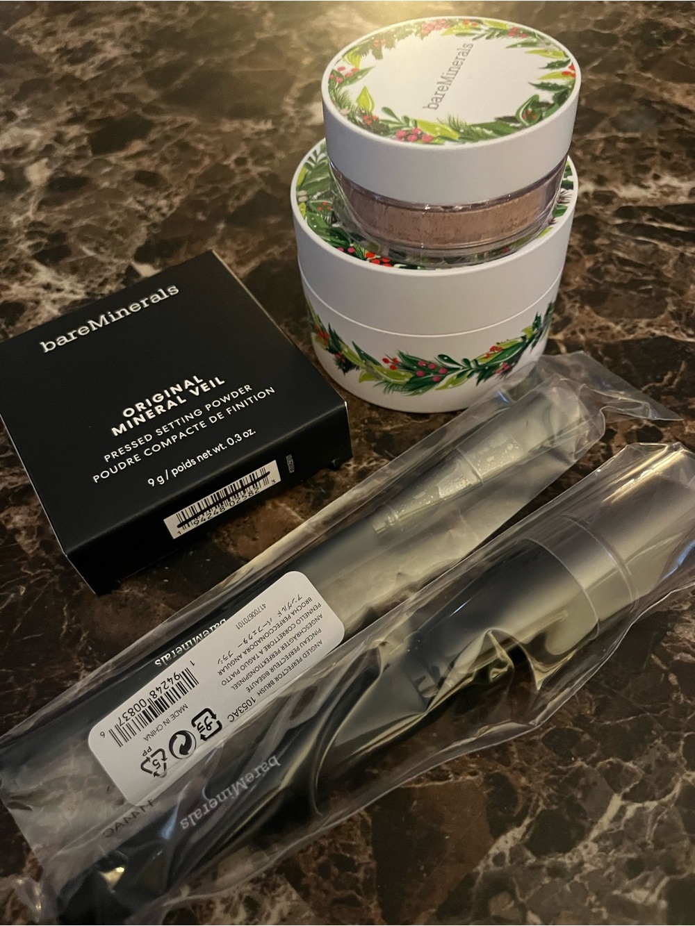 bareMinerals New Original Mineral Veil Pressed Setting Powder plus more